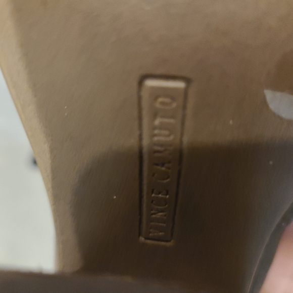 BN Vince Camuto booties - Picture 4 of 4